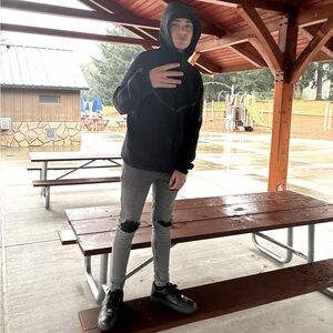 Meet your Posher, Elliott